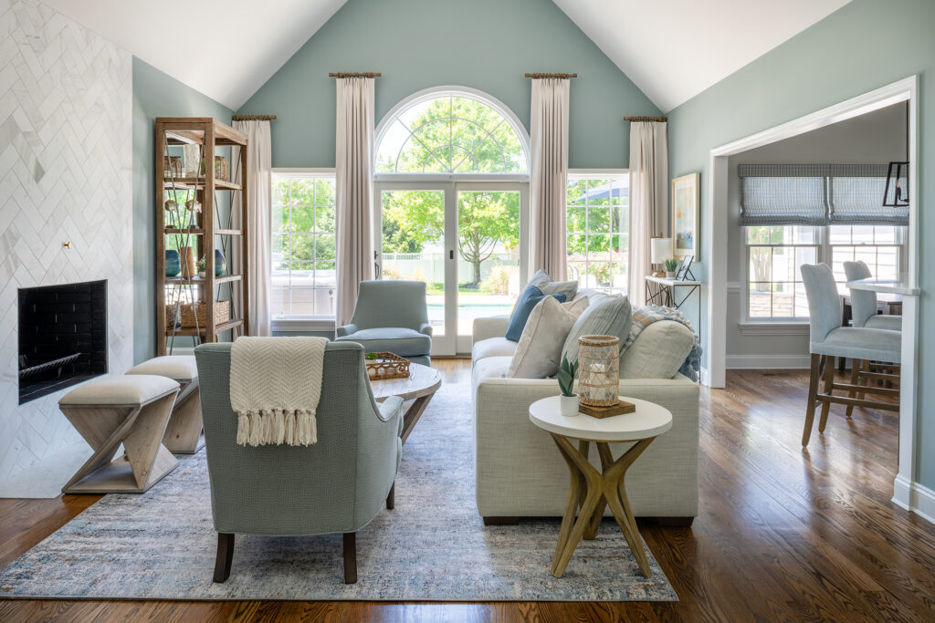 St. Charles Interior Designers - Best Interior Decorators St. Louis, MO